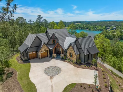 244 Featherstone Dr, Sunset, SC 29685