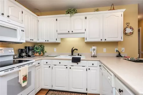 100 Herringbone Run, Easley, SC 29642 photo 9