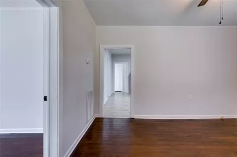 214 Wesleyan Dr, Central, SC 29630 photo 5