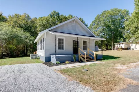 214 Wesleyan Dr, Central, SC 29630 photo 1