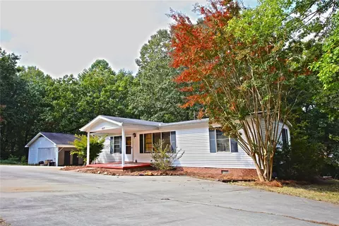 127 Sugarhill Rd, Seneca, SC 29672