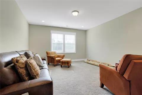209 Scout Ct, Easley, SC 29642 photo 32