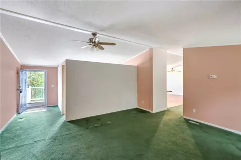 121 Teague Dr, Easley, SC 29640 photo 4