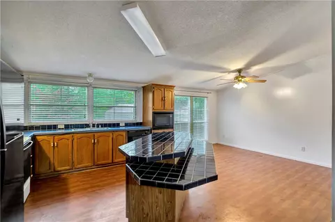 121 Teague Dr, Easley, SC 29640 photo 9