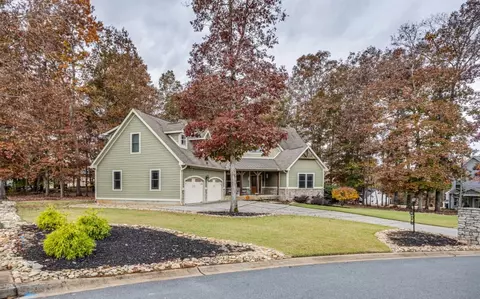 1002 Waterside Dr, Easley, SC 29642 photo 2
