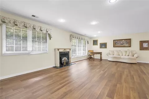 104 Downs Blvd, Clemson, SC 29631 photo 8