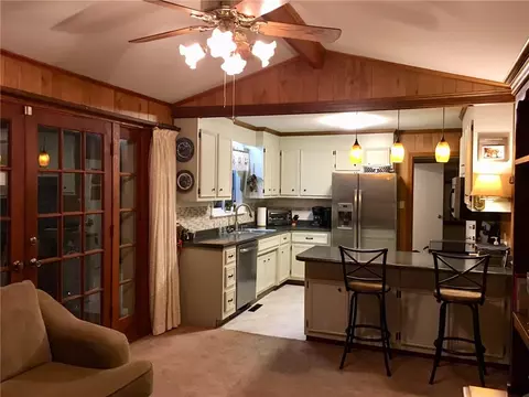 102 Nancy Dr, Easley, SC 29642 photo 3