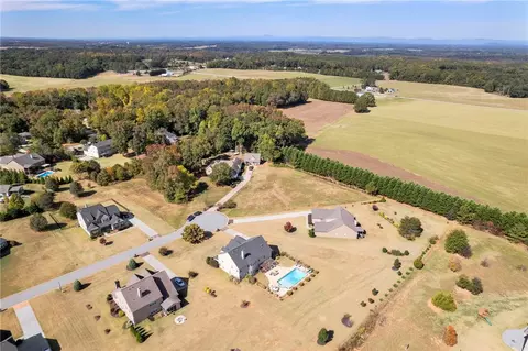 118 Constitution Ave, Pendleton, SC 29670 photo 8