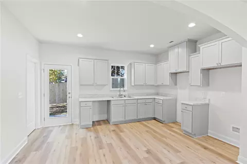 9 Front St, Pelzer, SC 29669 photo 8