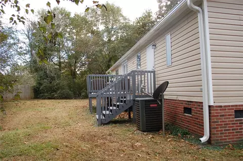 451 Spring Rd, Anderson, SC 29625 photo 4
