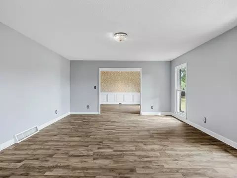 1721 Dixie Dr, Hodges, SC 29653 photo 11