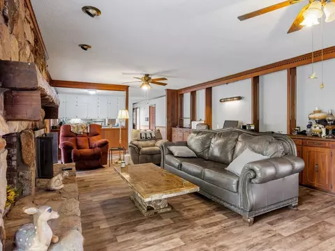 1721 Dixie Dr, Hodges, SC 29653 photo 6