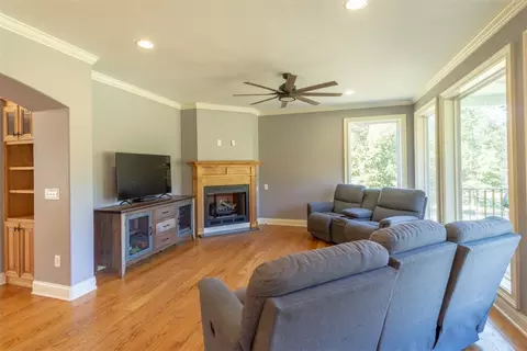 418 Riley Rd, Easley, SC 29642 photo 5