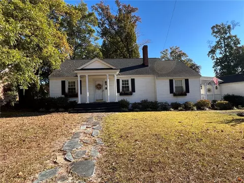 2102 E North Ave, Anderson, SC 29625 photo 1