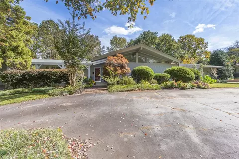 225 Camelot Rd, Clemson, SC 29631 photo 1
