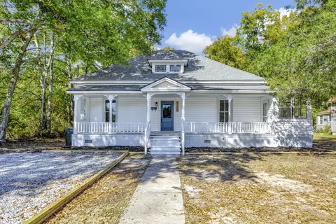 519 E Greer St, Honea Path, SC 29654 photo 1