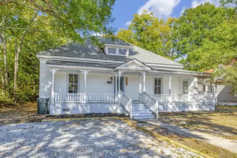 519 E Greer St, Honea Path, SC 29654 photo 2