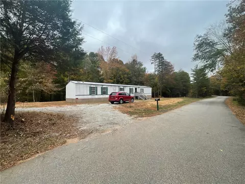 223 Ballard Rd, Honea Path, SC 29654 photo 4