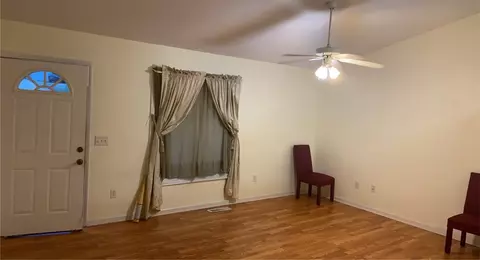 225 Maple Dr, Anderson, SC 29621 photo 2