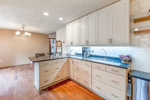 216 Pineview Dr, Pelzer, SC 29669 photo 9