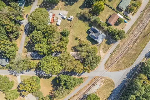 44 Baker St, Royston, GA 30662 photo 9