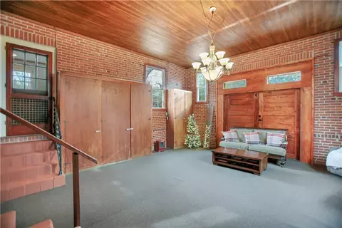 704 Cherry St, Pendleton, SC 29670 photo 12