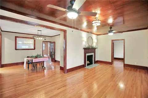 704 Cherry St, Pendleton, SC 29670 photo 6