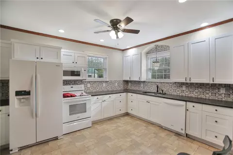 704 Cherry St, Pendleton, SC 29670 photo 15