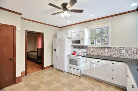 704 Cherry St, Pendleton, SC 29670 photo 18
