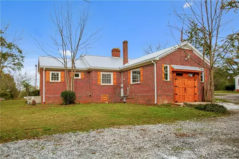 704 Cherry St, Pendleton, SC 29670 photo 31