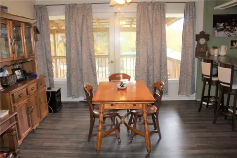 318 Smith Grove Rd, Easley, SC 29640 photo 8