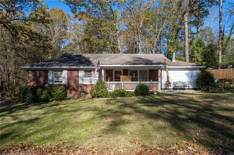 102 Pressley Dr, Clemson, SC 29631 photo 5