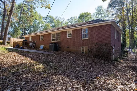 102 Pressley Dr, Clemson, SC 29631 photo 9