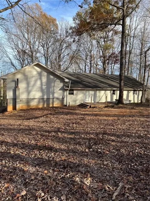 162 Spring Point Dr, Easley, SC 29640 photo 4