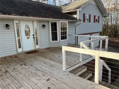 162 Spring Point Dr, Easley, SC 29640 photo 2