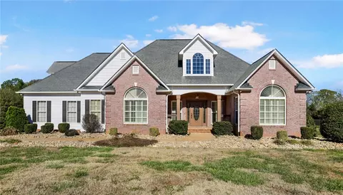 1409 Autun Rd, Pendleton, SC 29670
