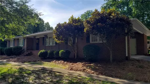 210 Dacus Dr, Williamston, SC 29697 photo 3