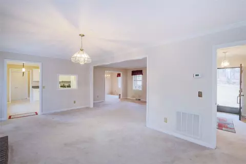 104 Cater Dr, Easley, SC 29642 photo 6