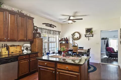 274 Circle Dr, Pendleton, SC 29670 photo 5