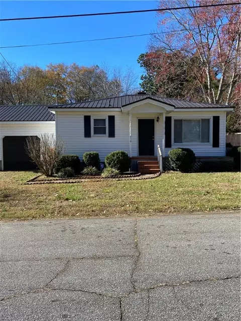 216 Mark St, Easley, SC 29640 photo 5