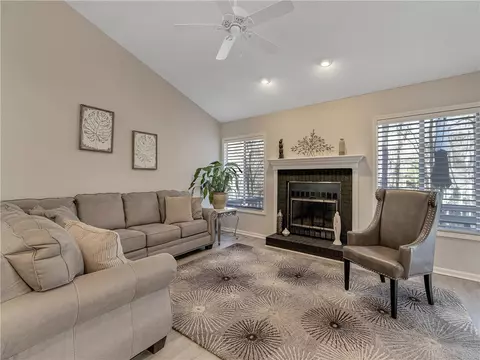 18 Commodore Dr, Salem, SC 29676 photo 5