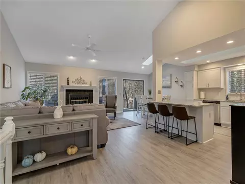 18 Commodore Dr, Salem, SC 29676 photo 9