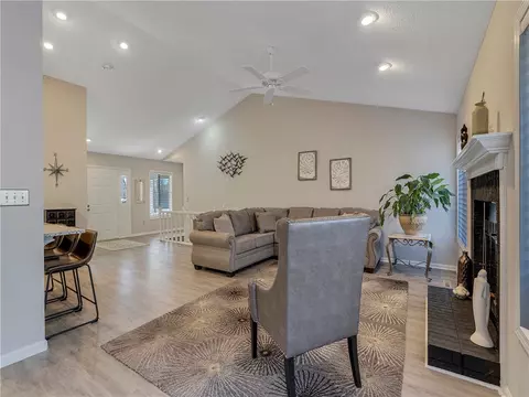 18 Commodore Dr, Salem, SC 29676 photo 7