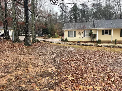 815 Slickum Rd, Easley, SC 29640 photo 3