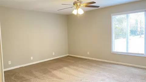 213 Sheffield Ct, Easley, SC 29642 photo 9