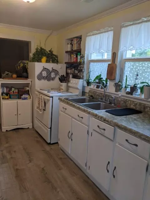 204 Maplecroft St, Liberty, SC 29657 photo 4