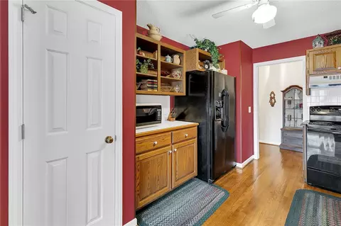 503 Hampton Rd, Liberty, SC 29657 photo 9