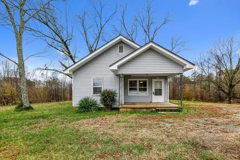 137 S Abbott Rd, Walhalla, SC 29691 photo 2