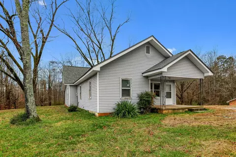 137 S Abbott Rd, Walhalla, SC 29691 photo 3