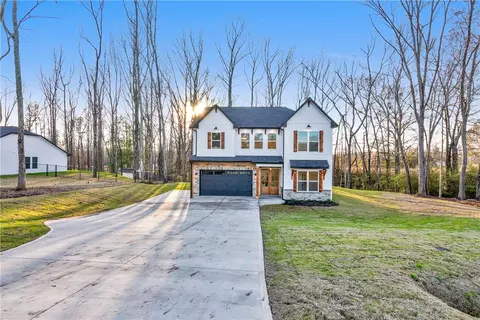 637 Cherokee Rd, Pelzer, SC 29669 photo 1